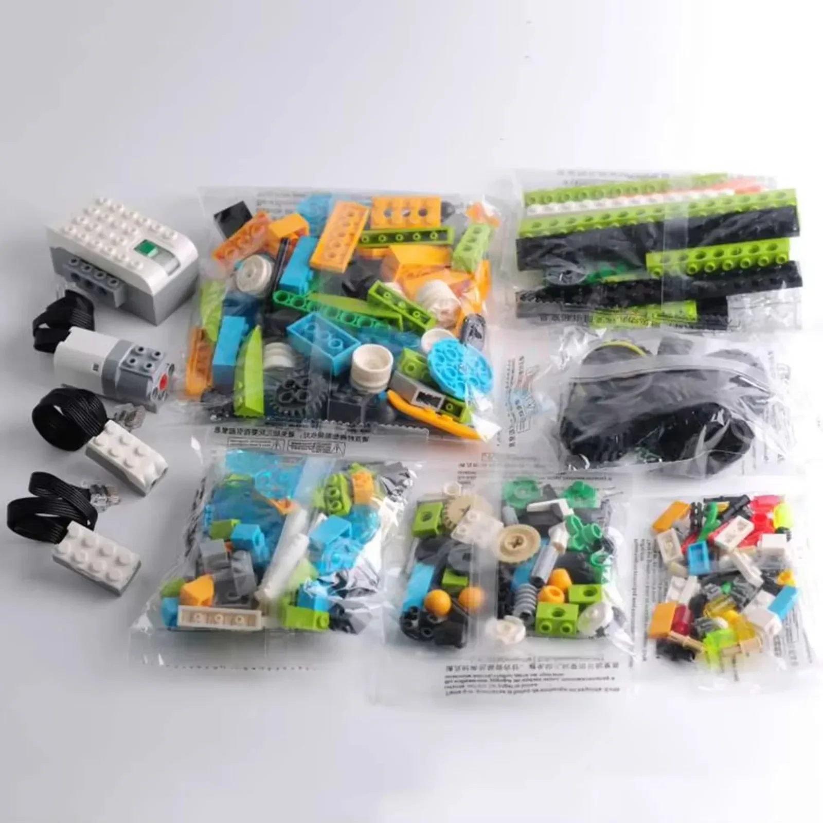 STEM We-do2.0 45300 Çekirdek P - Electronics Project Kit incelemesi ve fiyatı